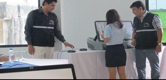 ecuador electronic voting